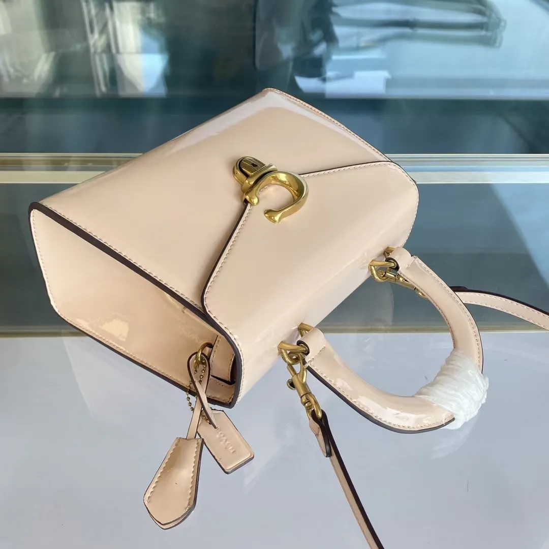 All Categories Official Website "Brand Women's Bags" Women's Bags 💙 COACH 2023 latest COACH crossbody bag
