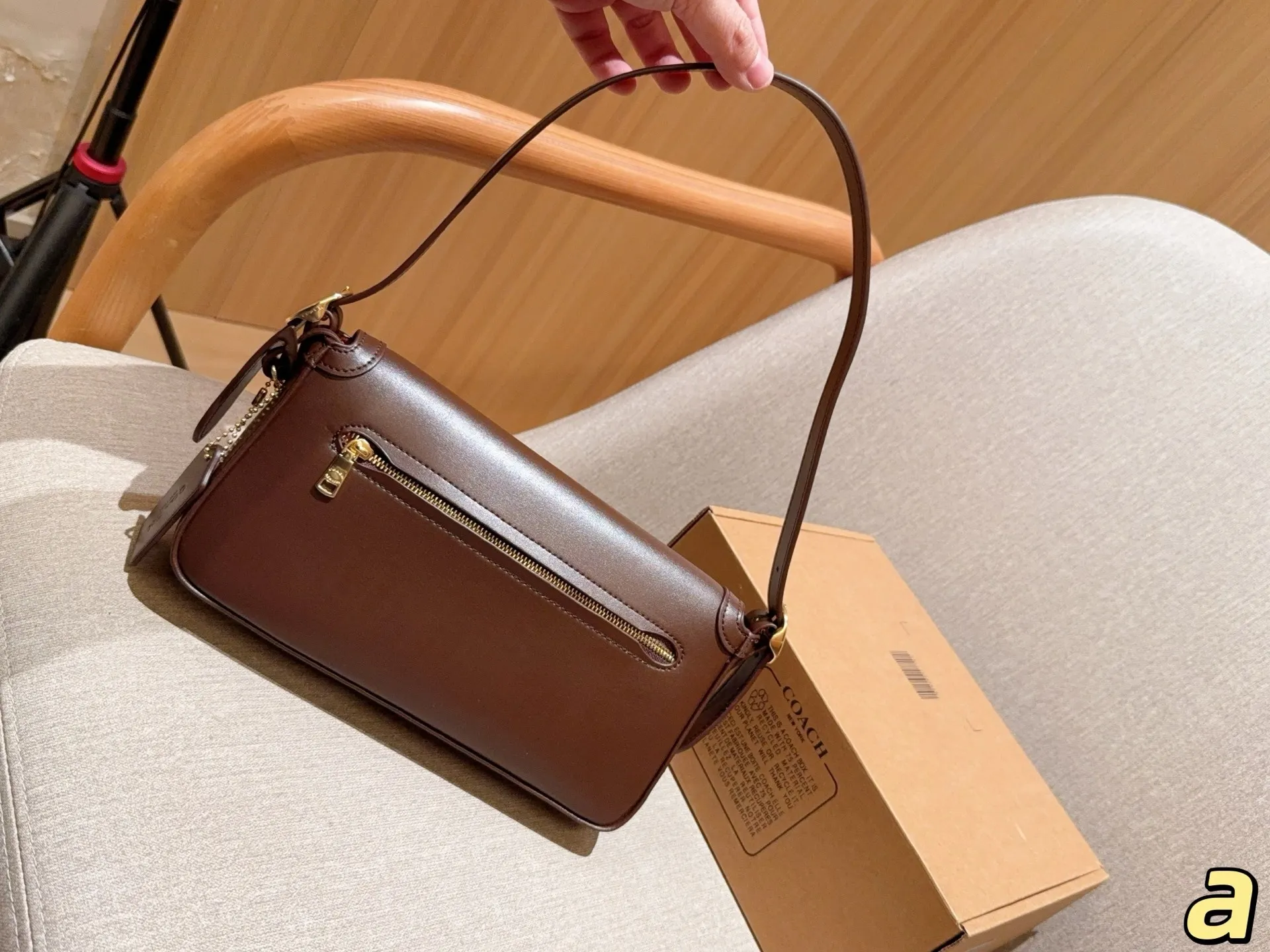 All categories Official website "Brand Women's Bags" Women's Bags 💙 COACH 2025 new COACH armpit bag