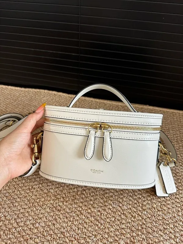 All Categories Coach Women's Bags (COACH) Coach CBG93