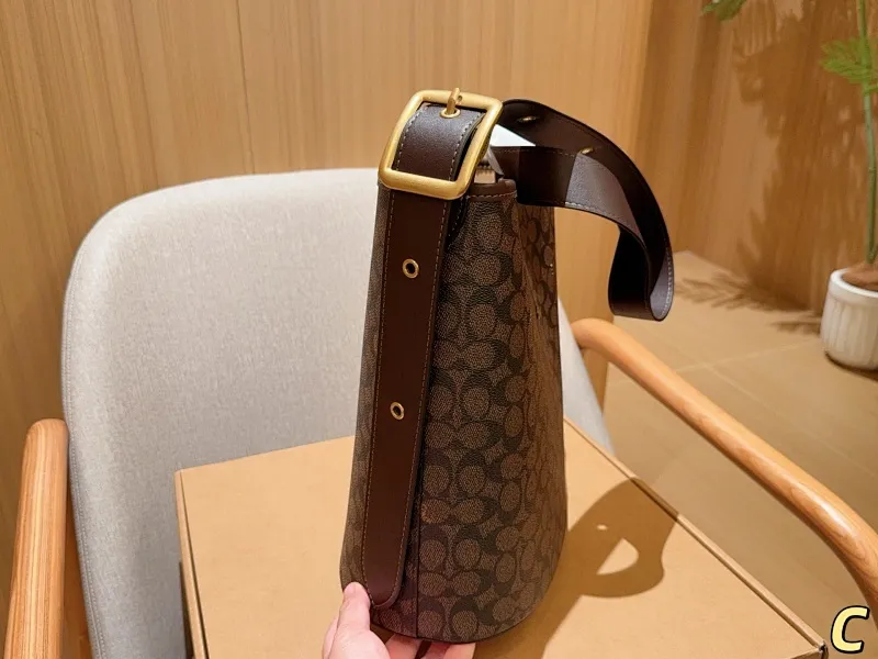 All Categories Official Website "Brand Women's Bags" Women's Bags 💙 COACH 2025 New COACH Bucket Bag