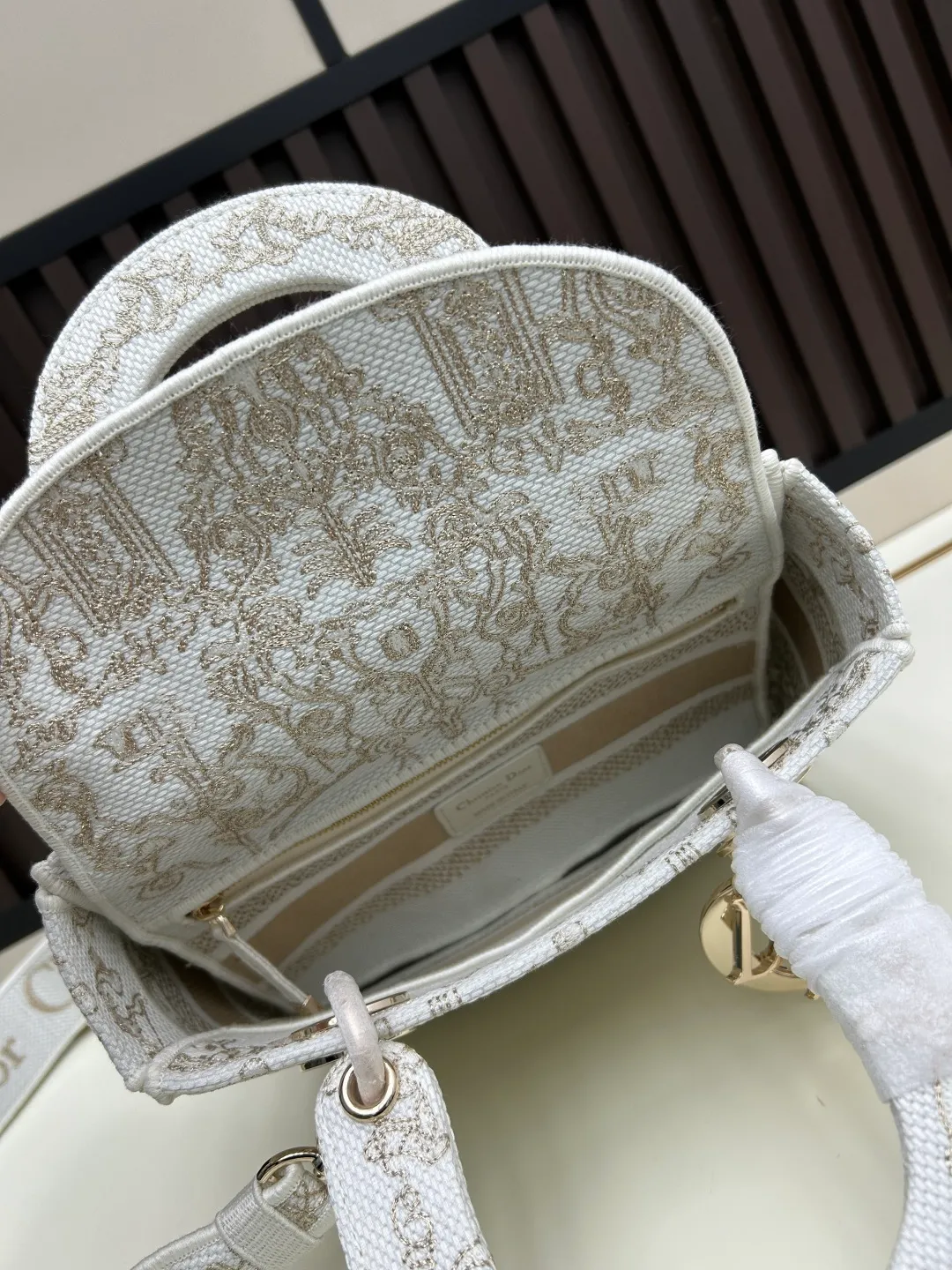 All Categories Coach Women's Bags (COACH) Coach M8002