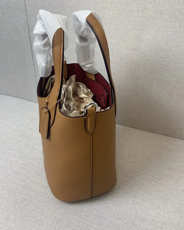 All Categories Official Website "Brand Women's Bags" Women's Bags 💙 COACH 2024 latest model COACH crossbody bag