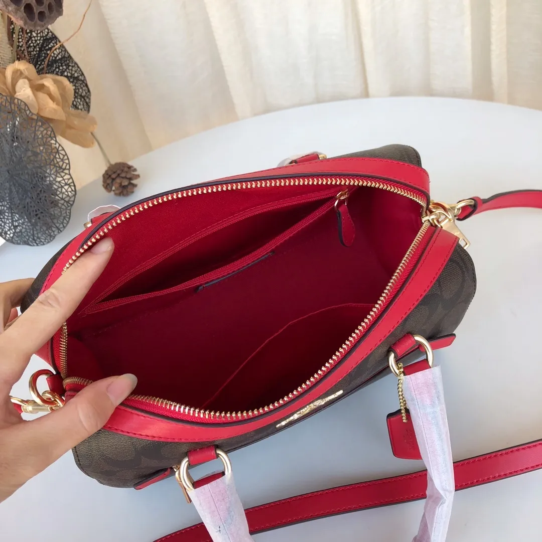 All Categories Official Website "Brand Women's Bags" Women's Bags 💙 COACH 2023 latest COACH crossbody bag