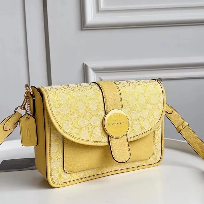 All Categories Official Website "Brand Women's Bags" Women's Bags 💙 COACH 2023 latest COACH crossbody bag