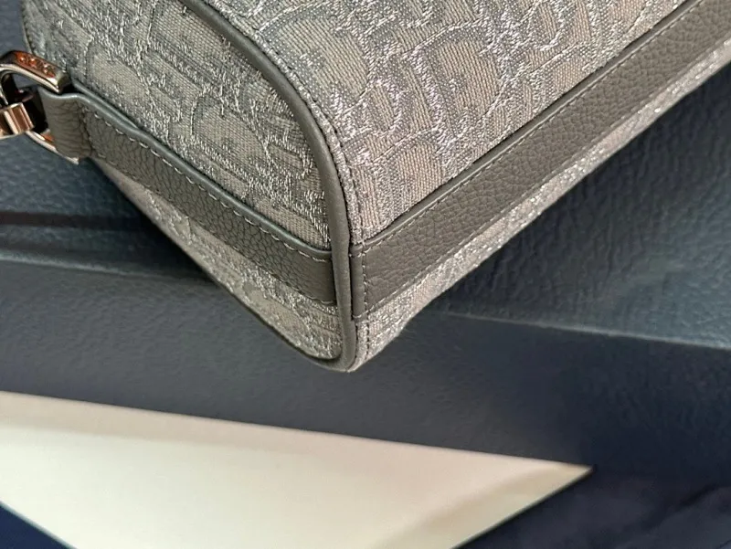 All categories 💚 Top version men’s bags 💚 DIOR 2025 official website new DIOR crossbody bag