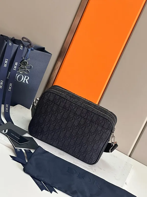 All categories 💚 Top version men’s bags 💚 DIOR 2025 official website new DIOR crossbody bag