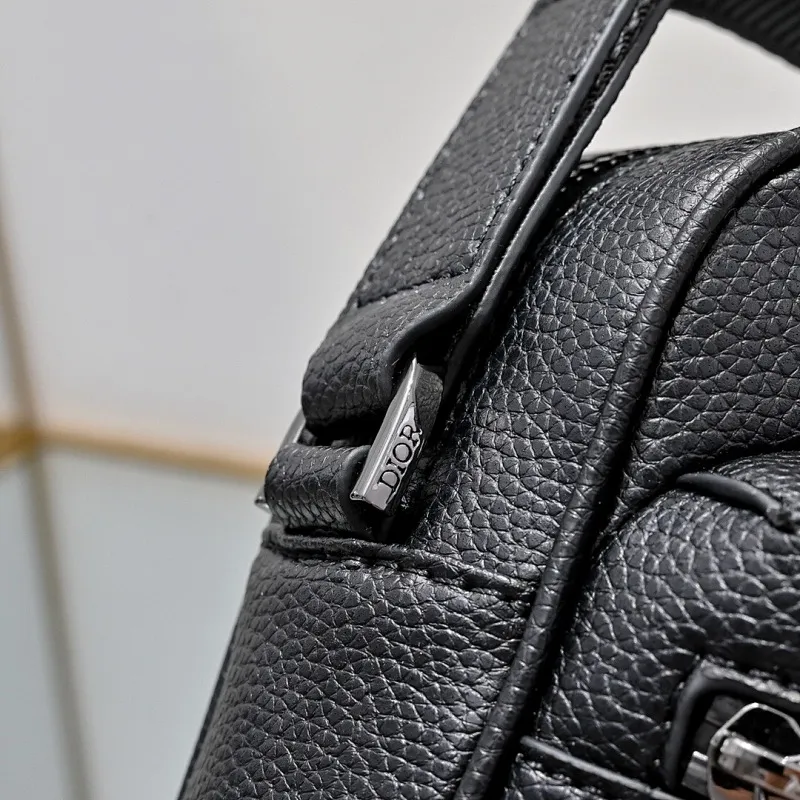 All categories 💚 Top version men’s bags 💚 DIOR 2025 official website new DIOR crossbody bag