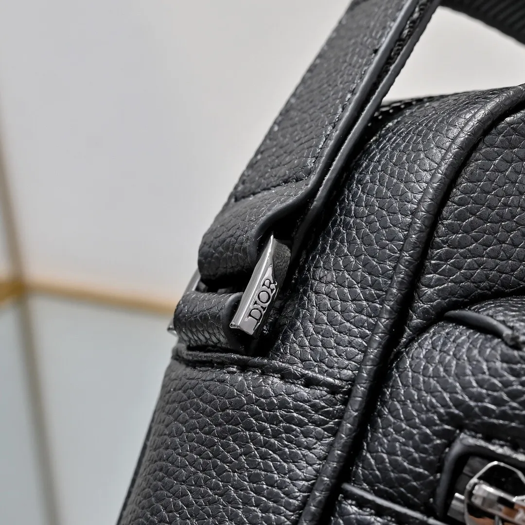 All categories 💚 Top version men’s bags 💚 DIOR 2025 official website new DIOR crossbody bag
