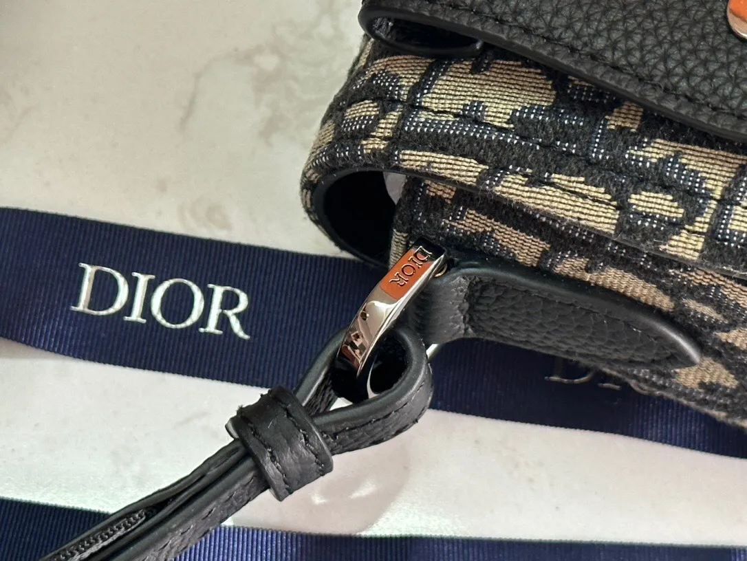 All categories 💚 Top version men’s bags 💚 DIOR 2025 official website new DIOR crossbody bag