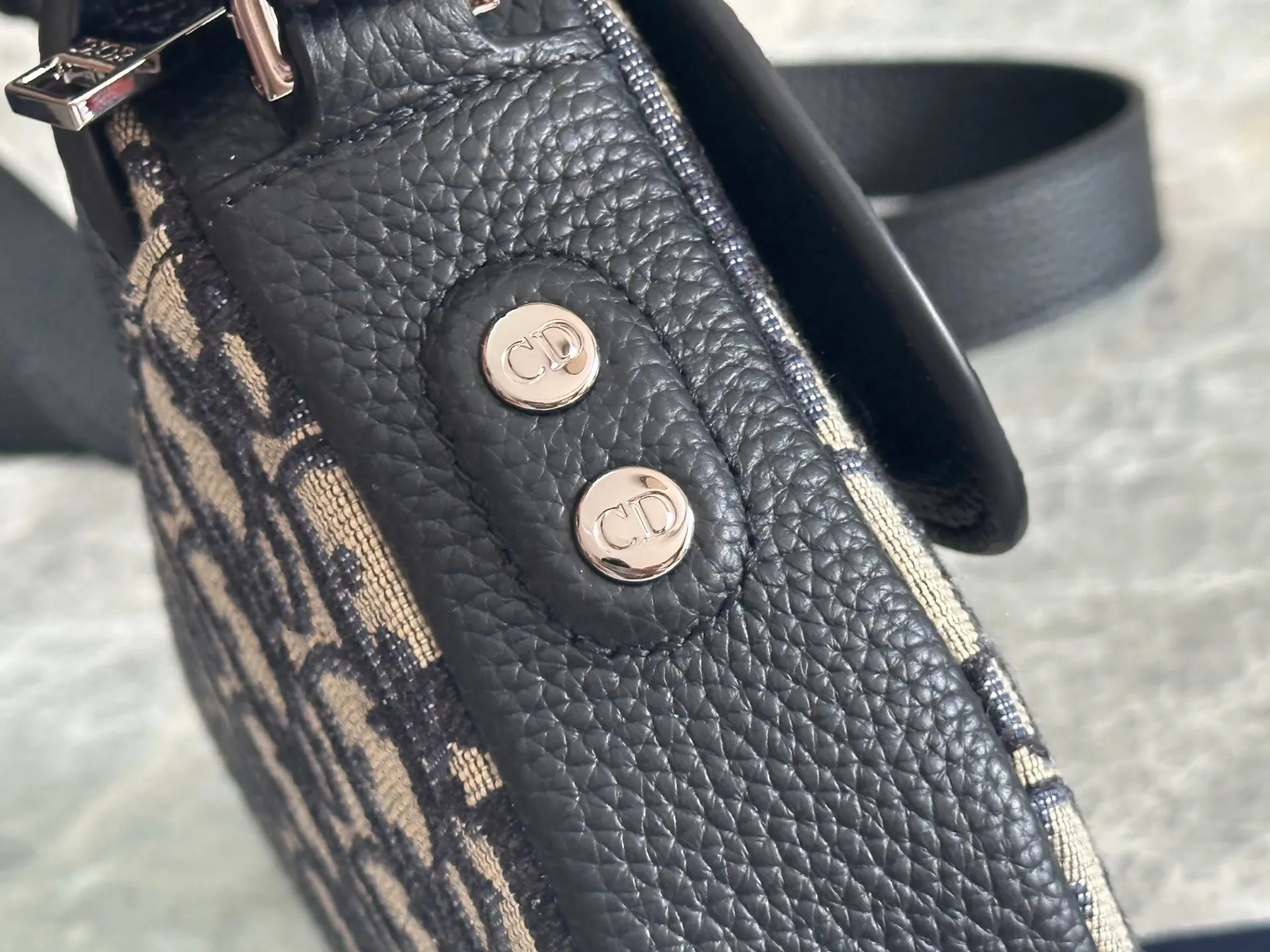 All categories 💚 Top version men’s bags 💚 DIOR 2025 official website new DIOR crossbody bag