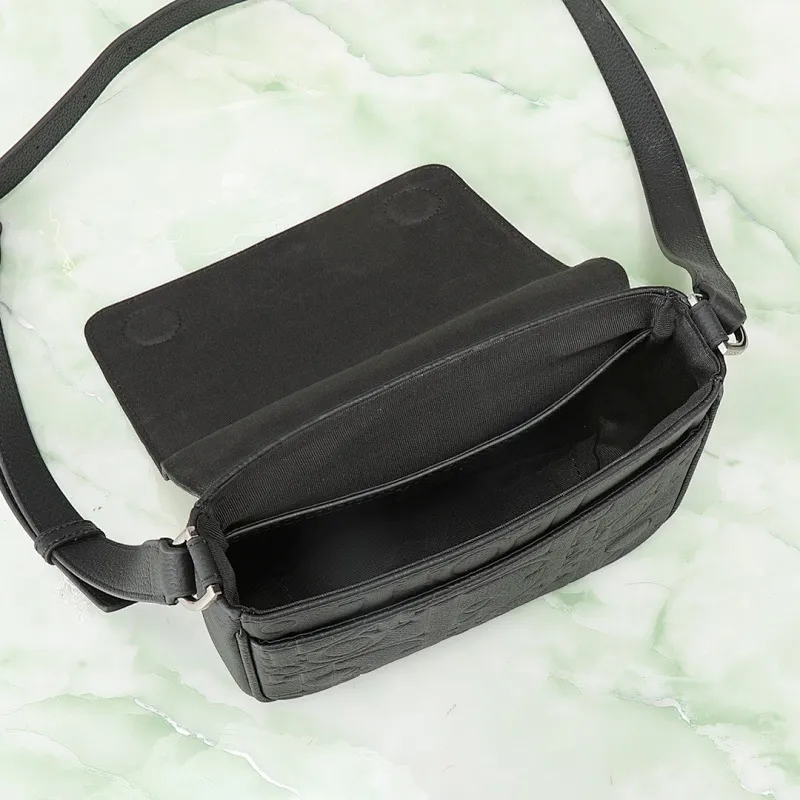 All categories 💚 Top version men’s bags 💚 DIOR 2025 official website new DIOR crossbody bag