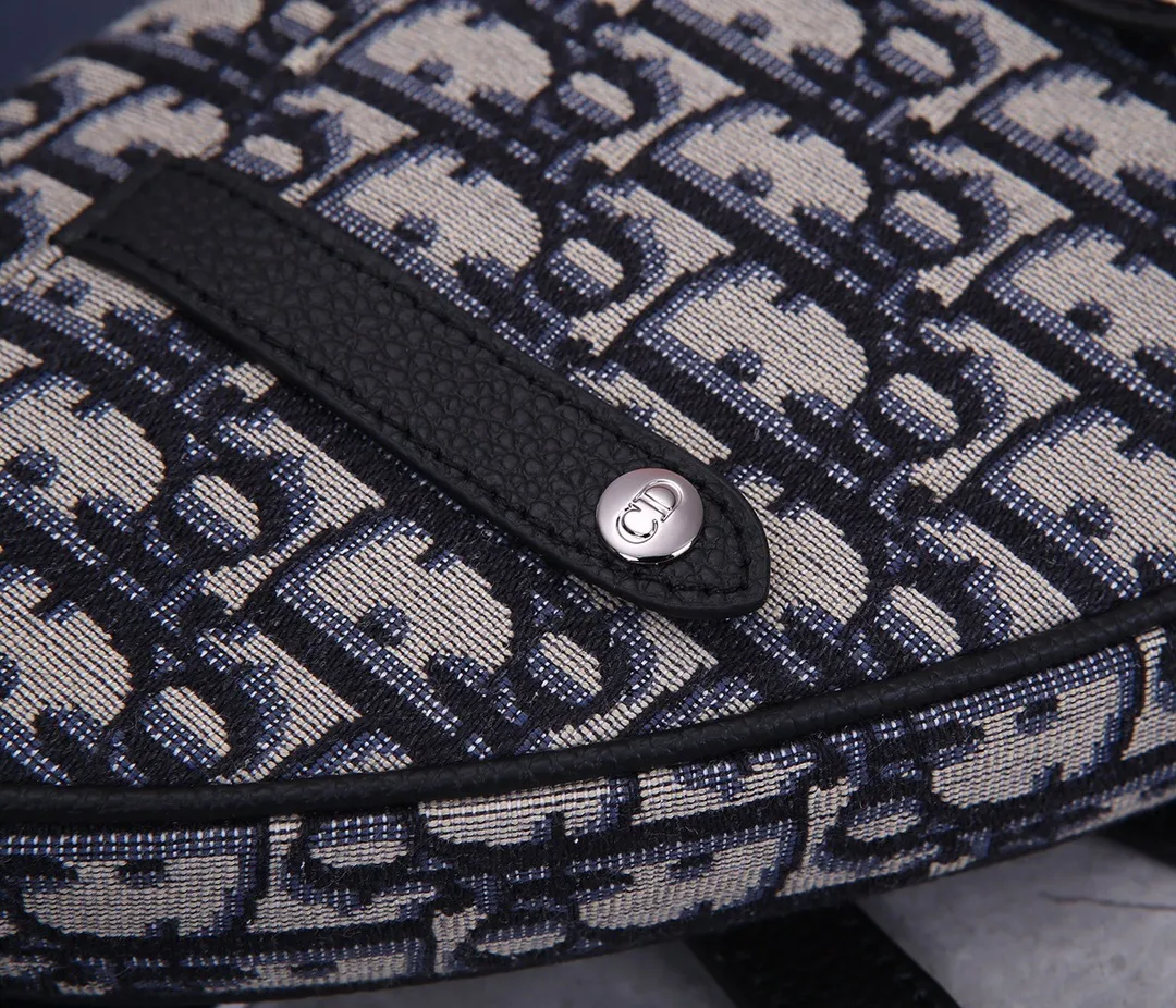 All categories 💚 Top version men’s bags 💚 DIOR 2025 official website new DIOR crossbody bag