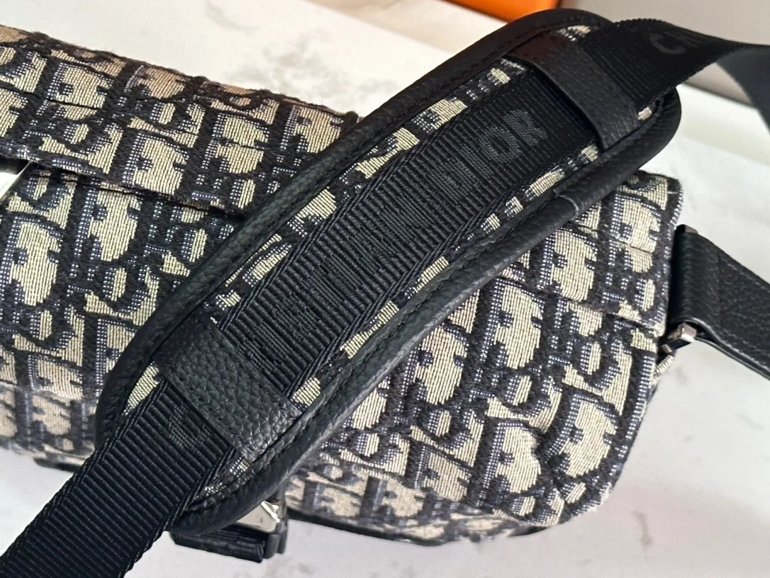 All categories 💚 Top version men’s bags 💚 DIOR 2025 official website new DIOR crossbody bag