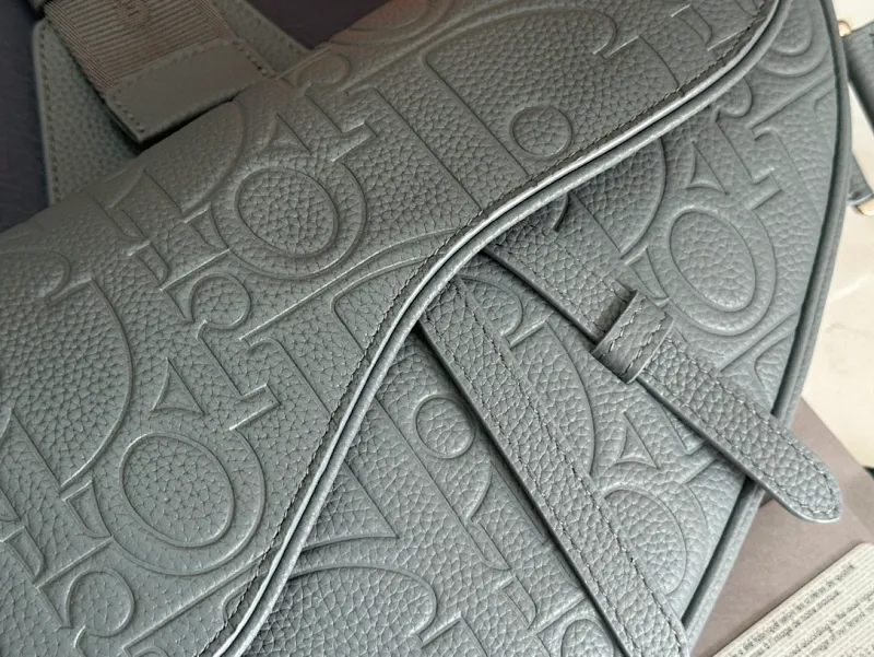 All categories 💚 Top version men’s bags 💚 DIOR 2025 official website new DIOR crossbody bag