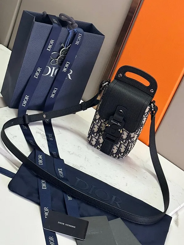 All categories 💚 Top version men’s bags 💚 DIOR 2025 official website new DIOR crossbody bag