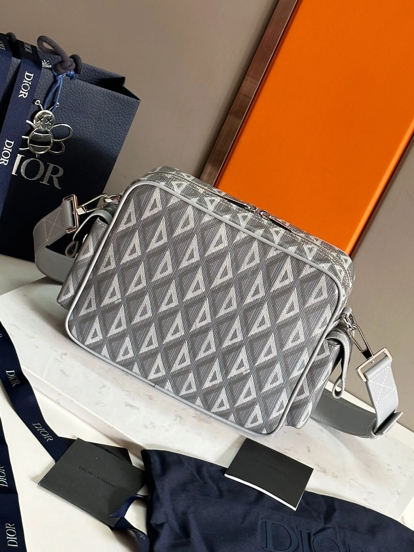 All categories 💚 Top version men’s bags 💚 DIOR 2025 official website new DIOR crossbody bag