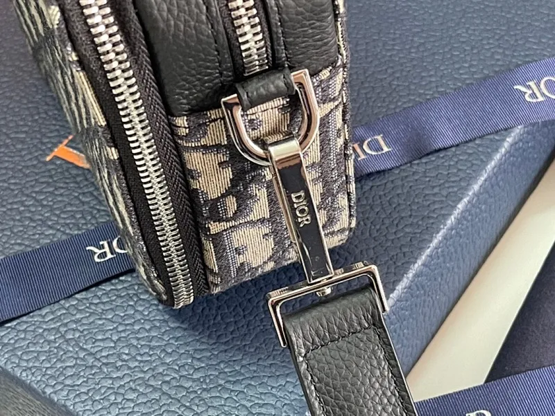 All categories 💚 Top version men’s bags 💚 DIOR 2025 official website new DIOR crossbody bag