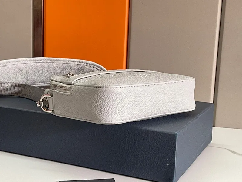 All categories 💚 Top version men’s bags 💚 DIOR 2025 official website new DIOR crossbody bag