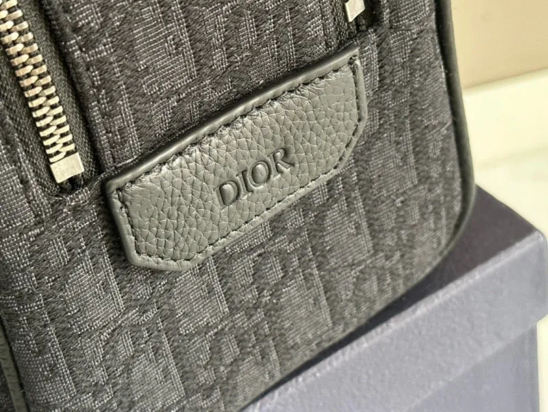 All categories 💚 Top version men’s bags 💚 DIOR 2025 official website new DIOR crossbody bag