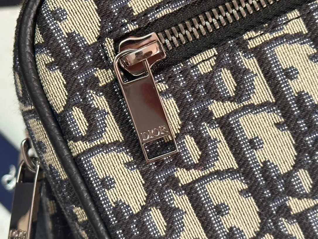 All categories 💚 Top version men’s bags 💚 DIOR 2025 official website new DIOR crossbody bag