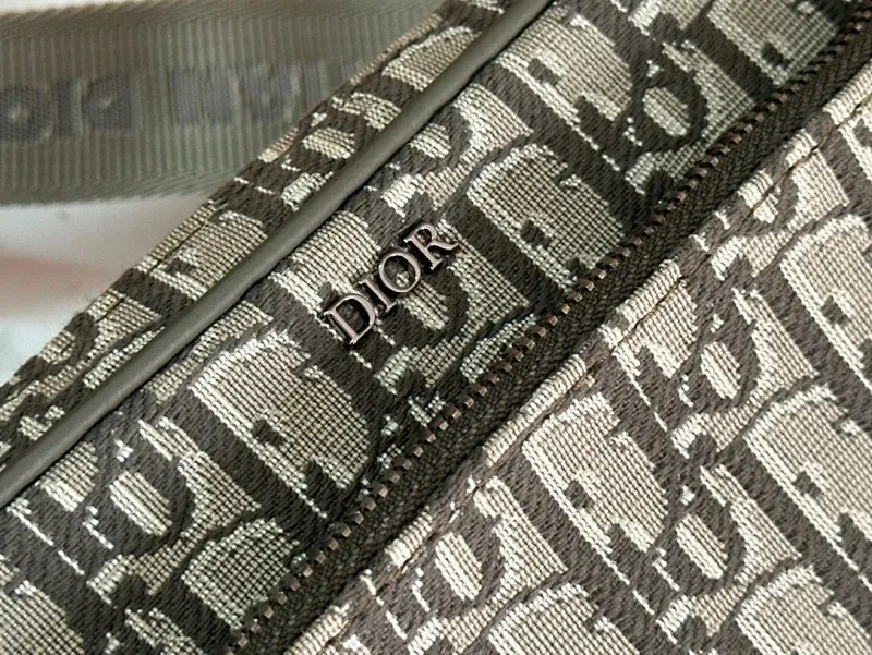 All categories 💚 Top version men’s bags 💚 DIOR 2025 official website new DIOR crossbody bag