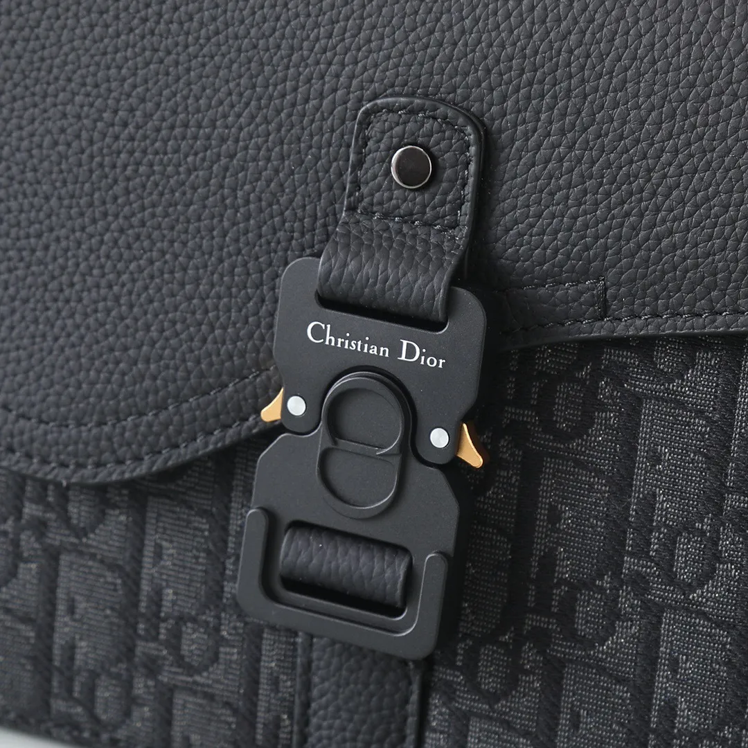 All categories 💚 Top version men’s bags 💚 DIOR 2025 official website new DIOR crossbody bag