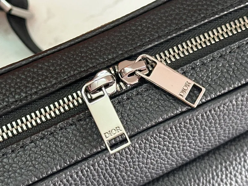 All categories 💚 Top version men’s bags 💚 DIOR 2025 official website new DIOR crossbody bag