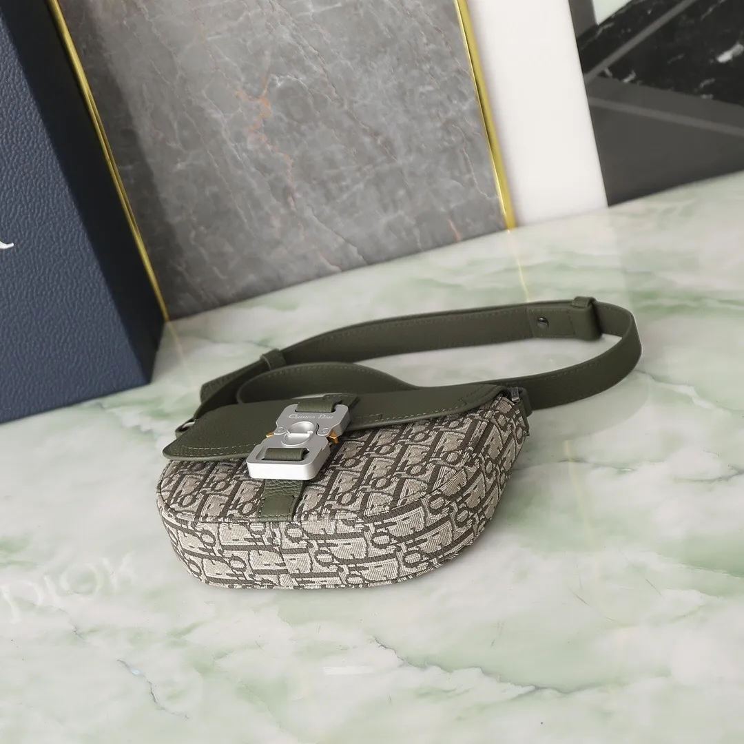 All categories 💚 Top version men’s bags 💚 DIOR 2025 official website new DIOR crossbody bag