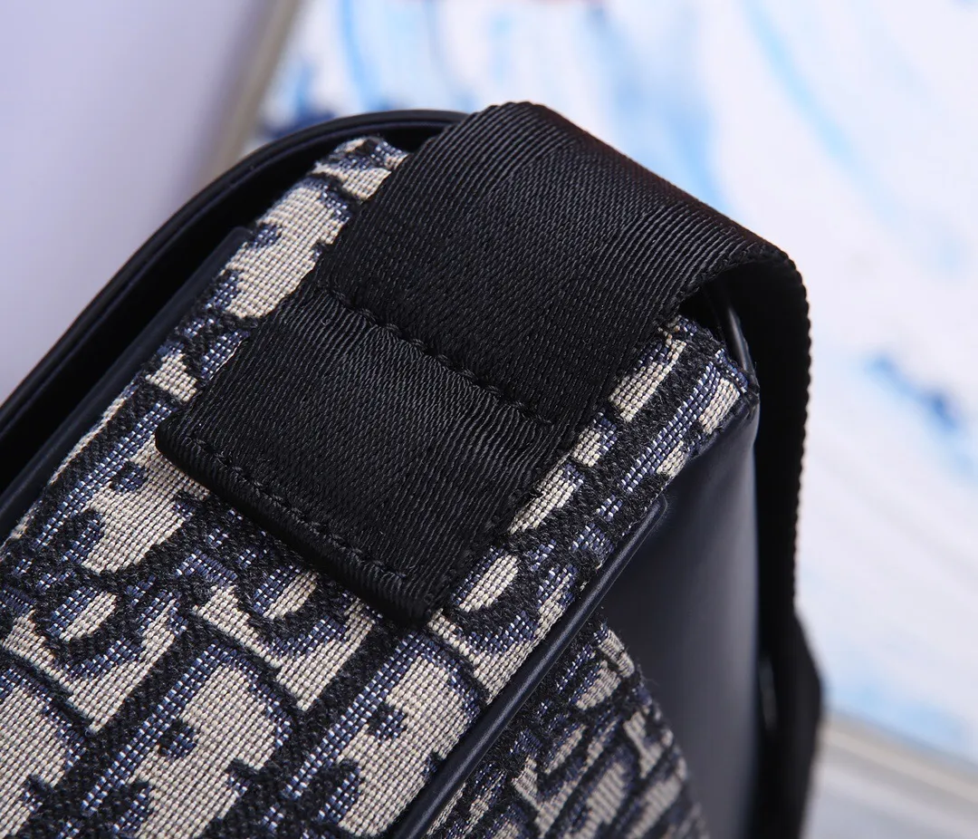All categories 💚 Top version men’s bags 💚 DIOR 2025 official website new DIOR crossbody bag
