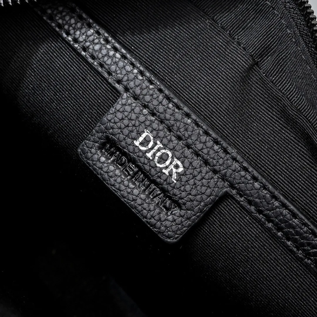 All categories 💚 Top version men’s bags 💚 DIOR 2025 official website new DIOR crossbody bag