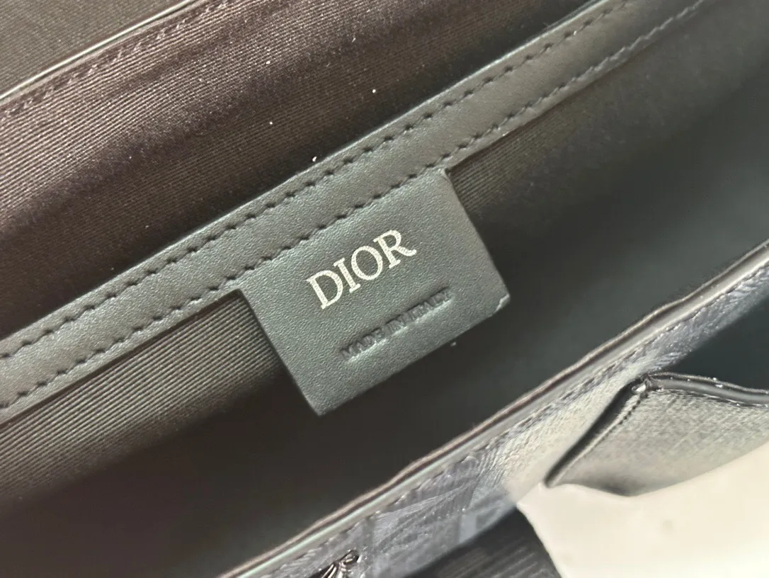 All categories 💚 Top version men’s bags 💚 DIOR 2025 official website new DIOR crossbody bag