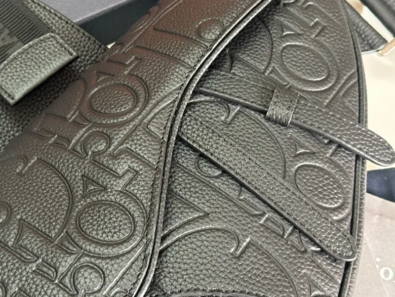 All categories 💚 Top version men’s bags 💚 DIOR 2025 official website new DIOR crossbody bag