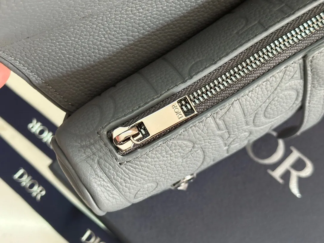 All categories 💚 Top version men’s bags 💚 DIOR 2025 official website new DIOR crossbody bag