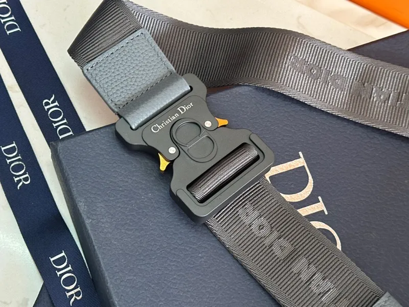 All categories 💚 Top version men’s bags 💚 DIOR 2025 official website new DIOR crossbody bag