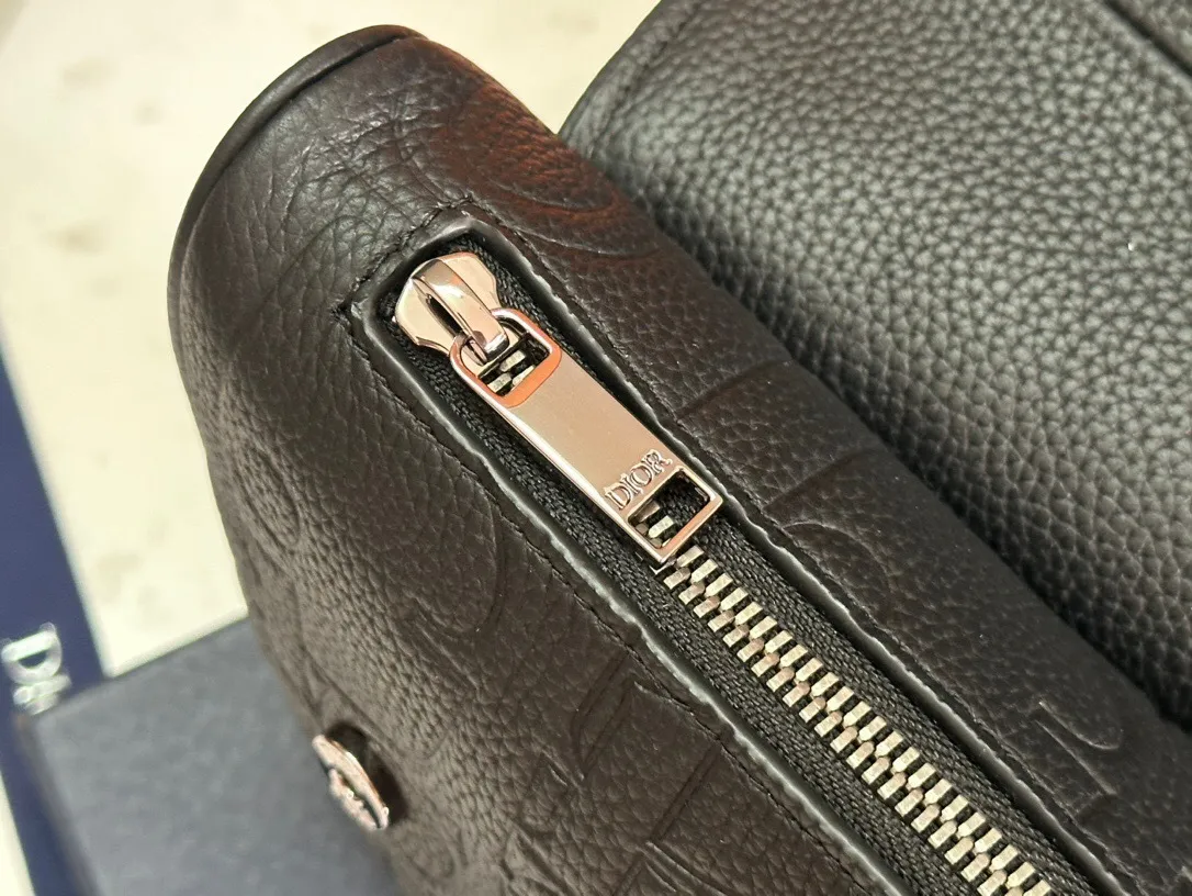 All categories 💚 Top version men’s bags 💚 DIOR 2025 official website new DIOR crossbody bag