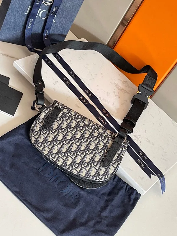All categories 💚 Top version men’s bags 💚 DIOR 2025 official website new DIOR crossbody bag