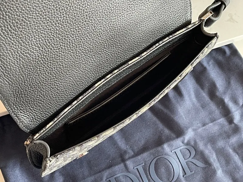 All categories 💚 Top version men’s bags 💚 DIOR 2025 official website new DIOR crossbody bag