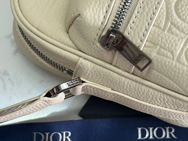 All categories 💚 Top version men’s bags 💚 DIOR 2025 official website new DIOR crossbody bag