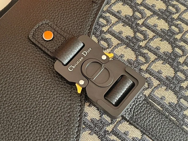All categories 💚 Top version men’s bags 💚 DIOR 2025 official website new DIOR crossbody bag
