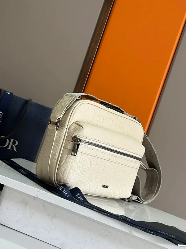 All categories 💚 Top version men’s bags 💚 DIOR 2025 official website new DIOR crossbody bag