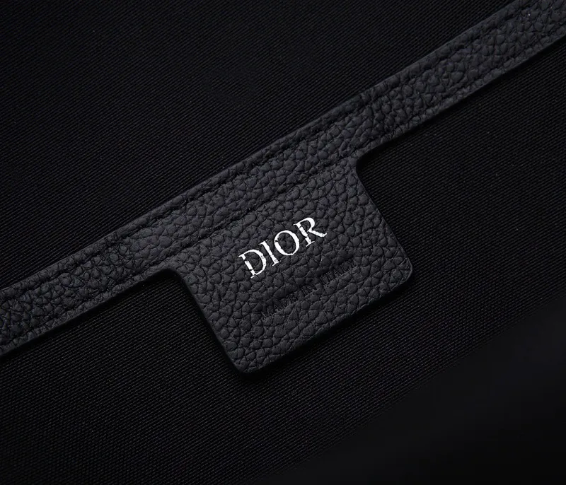All categories 💚 Top version men’s bags 💚 DIOR 2025 official website new DIOR crossbody bag