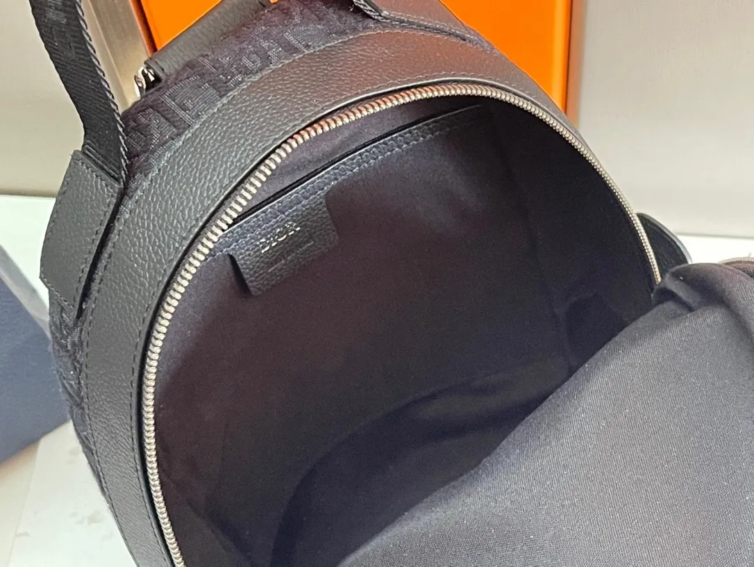 All categories 💚 Top version men’s bags 💚 DIOR 2025 official website new DIOR crossbody bag