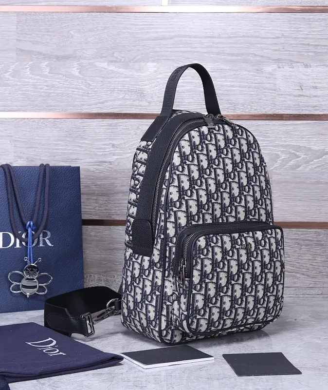All categories 💚 Top version men’s bags 💚 DIOR 2025 official website new DIOR crossbody bag