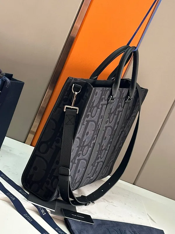 All categories 💚 Top version men’s bags 💚 DIOR 2025 official website new DIOR handbag