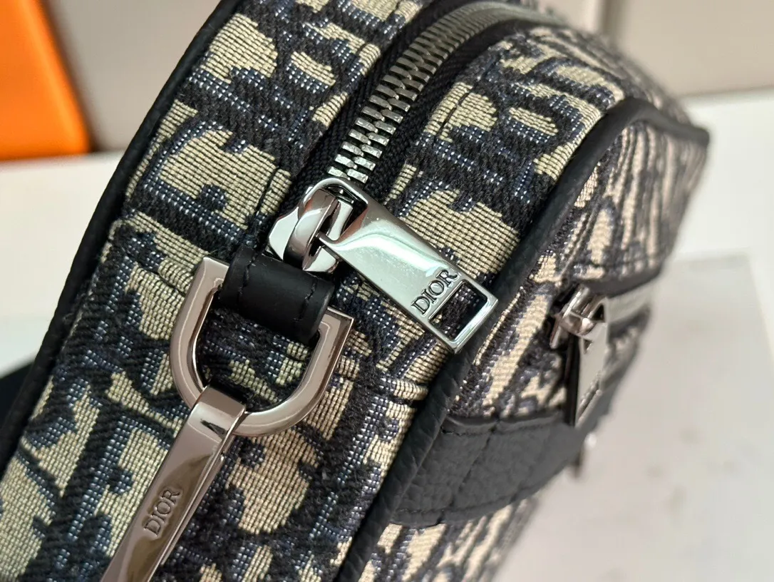 All categories 💚 Top version men’s bags 💚 DIOR 2025 official website new DIOR crossbody bag