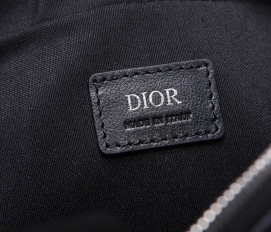 All categories 💚 Top version men’s bags 💚 DIOR 2025 official website new DIOR crossbody bag