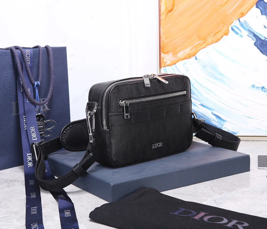 All categories 💚 Top version men’s bags 💚 DIOR 2025 official website new DIOR crossbody bag