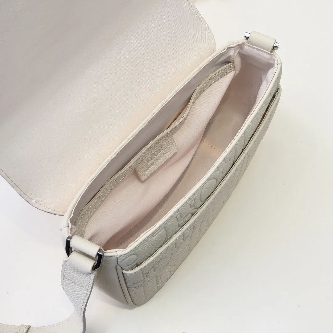 All categories 💚 Top version men’s bags 💚 DIOR 2025 official website new DIOR crossbody bag