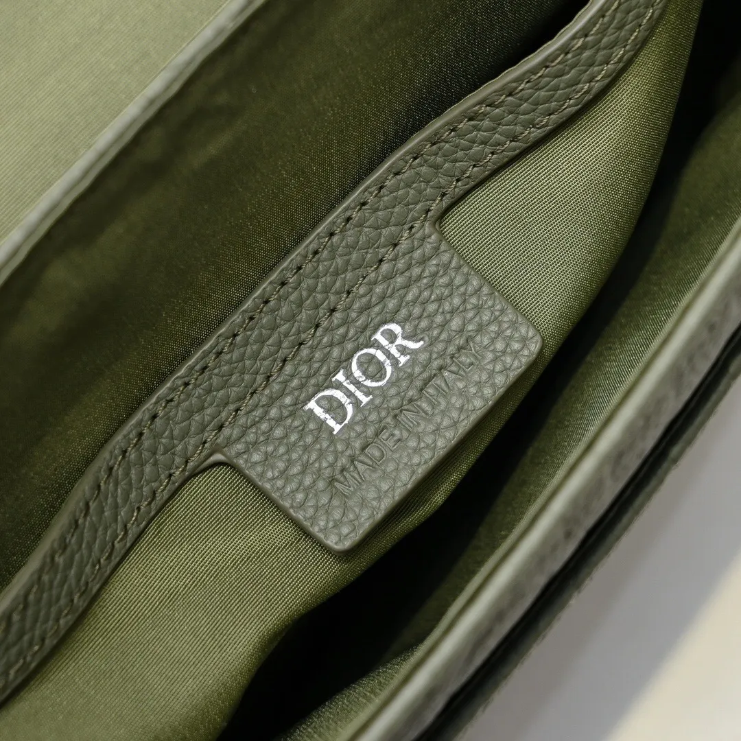 All categories 💚 Top version men’s bags 💚 DIOR 2025 official website new DIOR crossbody bag