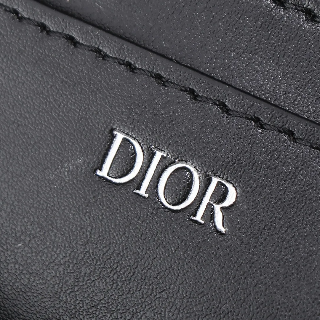 All categories 💚 Top version men’s bags 💚 DIOR 2025 official website new DIOR toiletry bag